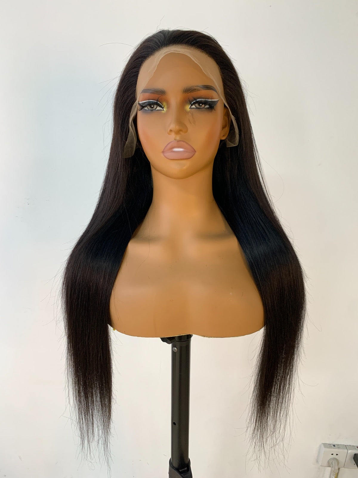 HD 13x4 Lace Frontal Wig – Natural Straight Human Hair | 24 Inches